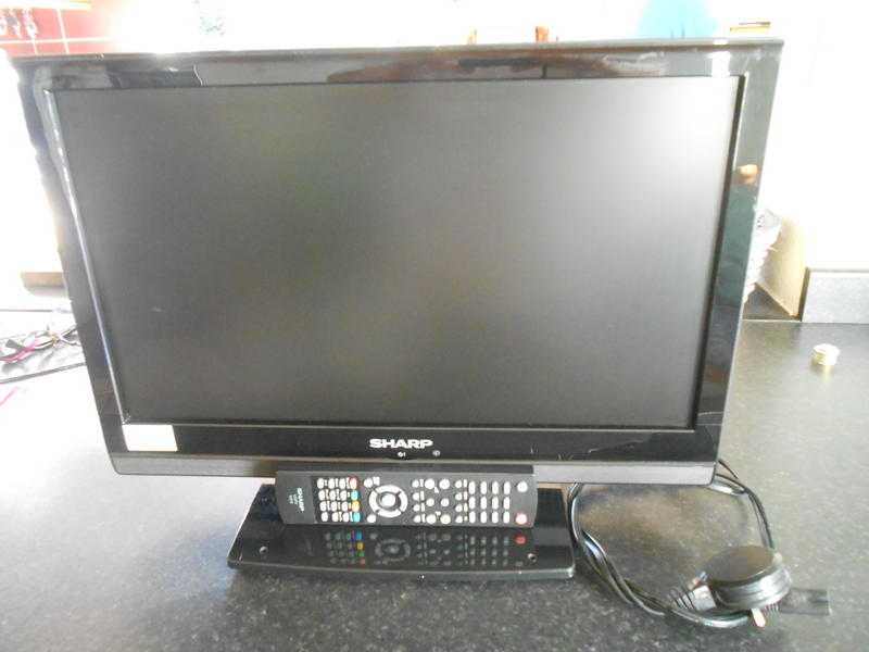 LCDTV SHARP 20 INCH SCREEN