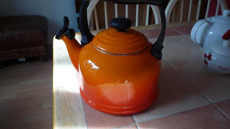 Le Creuset kettle