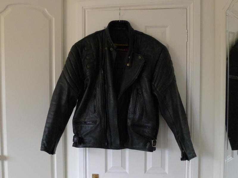 Leather motorcycle jacket - As new