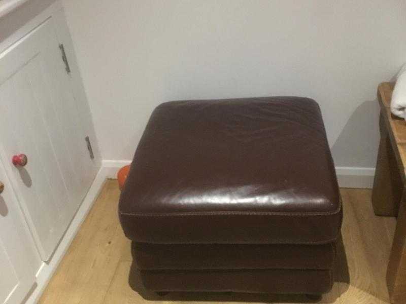 LEATHER RECLINER SUITE