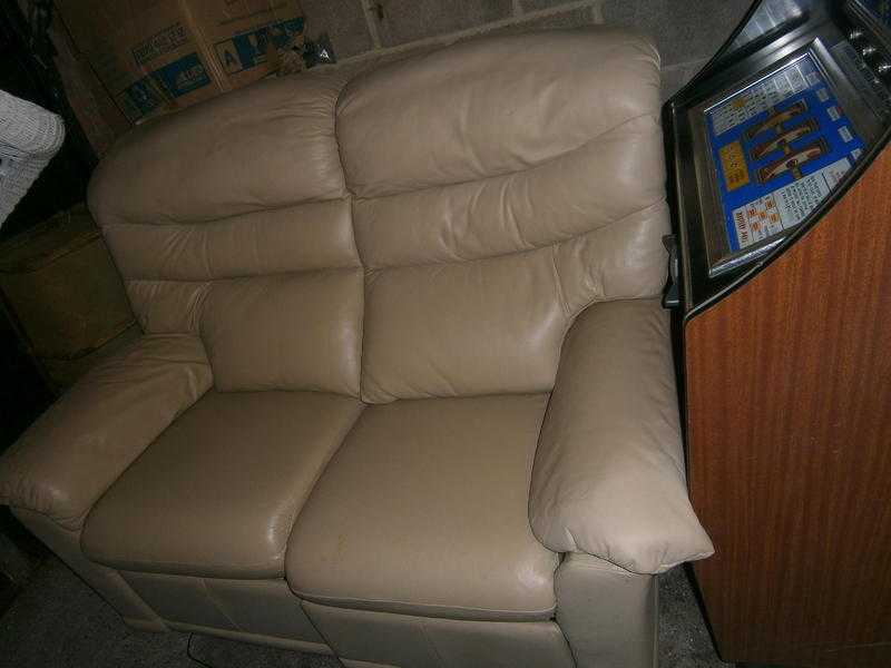 LEATHER RECLINING SETTEE 2 SEATER G-PLAN