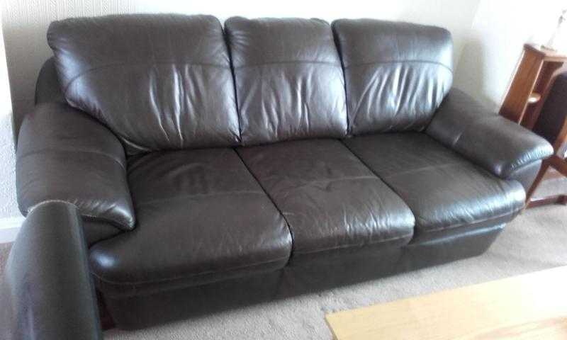 Leather settees