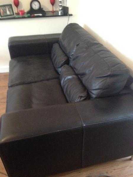 LEATHER SUITE FOR SALE INCLUDING FOOT STOOL