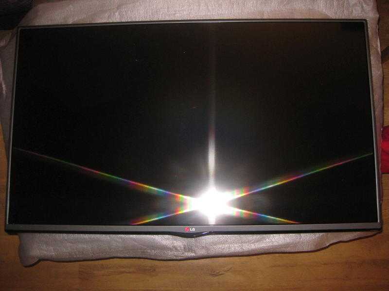 LED TV 42 inch  SPARES OR REPAIRS