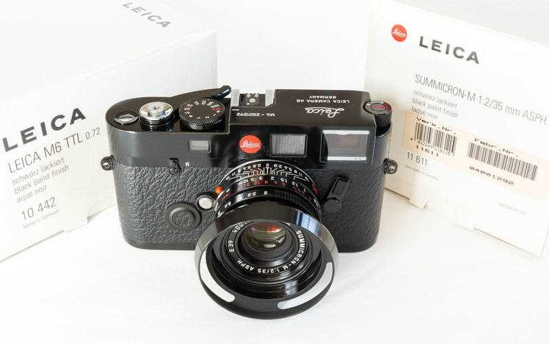 Leica M6TTL Millenium Edition in Black Paint with matching 35mm Summicron