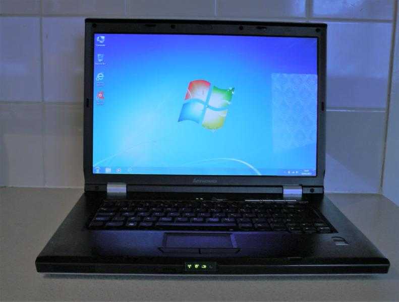 Lenovo N200 laptop W7 3GB Wifi 160GB HDD