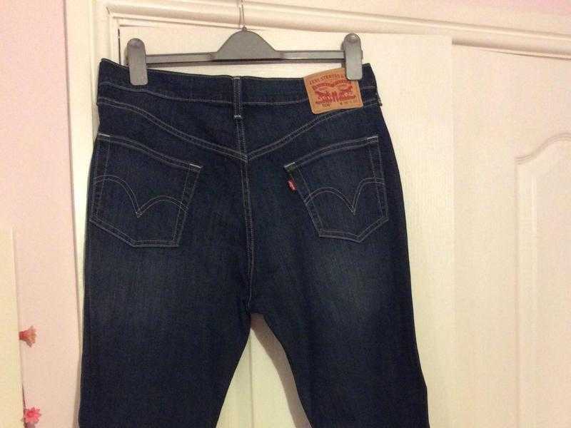 Levis jeans