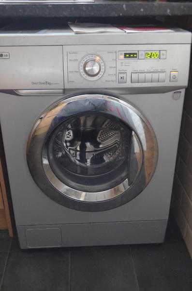 LG 8 Kg Direct Drive Washing Machine WM-12336FDK Silver