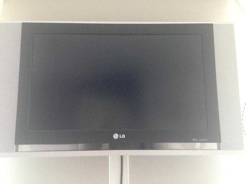 LG Flatscreen  Widescreen 23quot TV