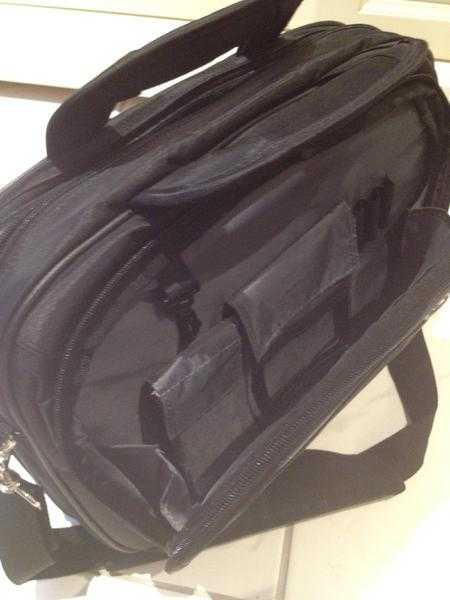 Lg Targus Laptop bag