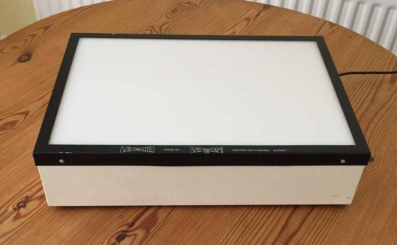 Light Box For Viewing Photographic Transparencies and Tracing