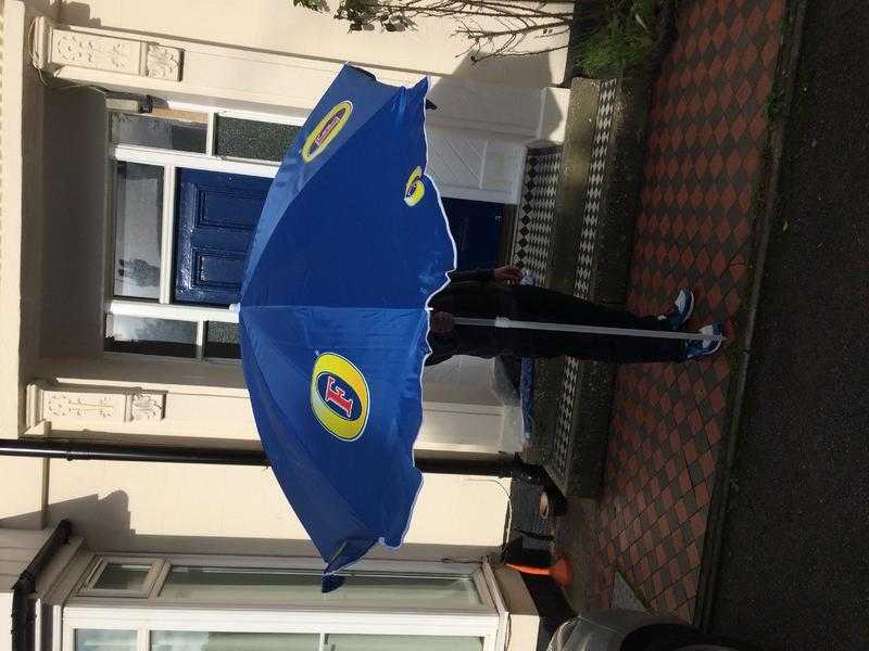 LIMITED EDITION FOSTERS UMBRELLA