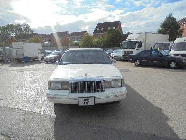 Lincoln Town Car 1992