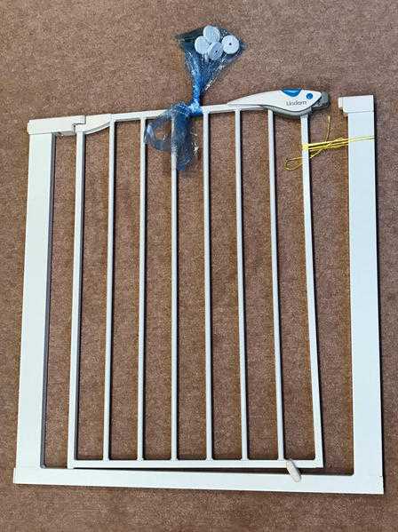 Lindam Easy Fit Plus Deluxe Safety Gate