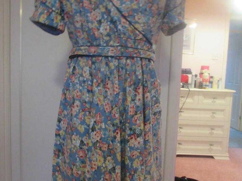 Lindy Bop blue floral 1950039s style tea dress Size 22 BNWOT