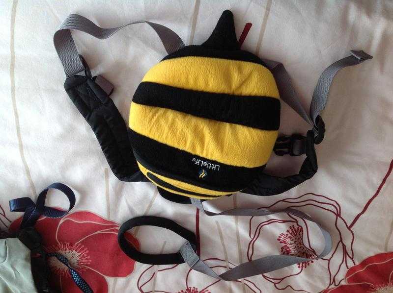 Littlelife bee backpack