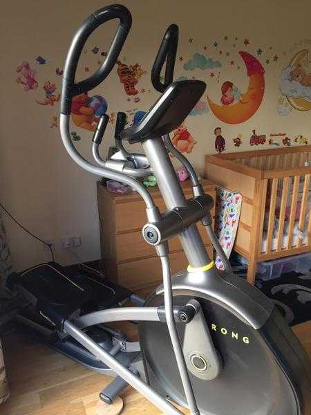 Live strong cross trainer