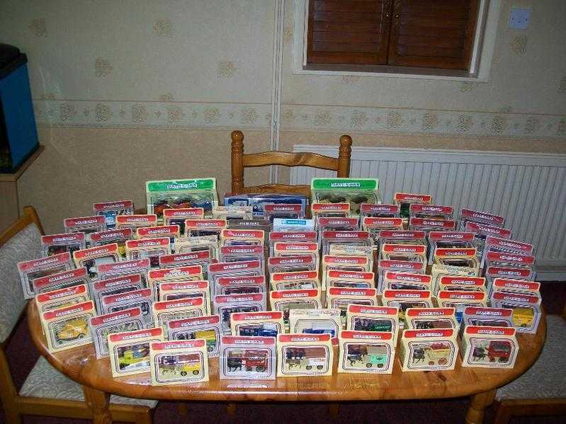 LLEDO, 90 Lledo die-cast cars, all boxed