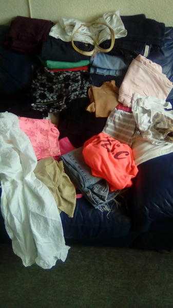 Loads of women039s clothes