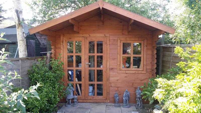 Log cabin, summer house