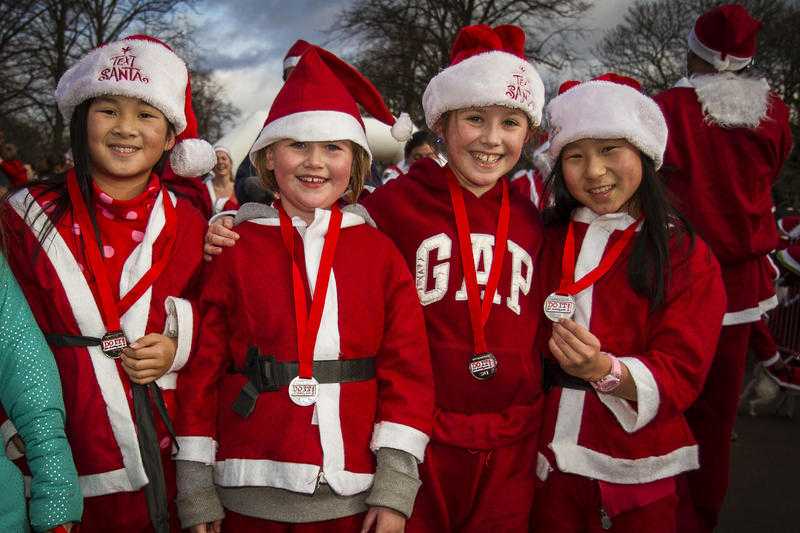 London039s Biggest Santa Run for The Lullaby Trust