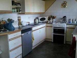 Looking for 2-3 bedroom house for sale