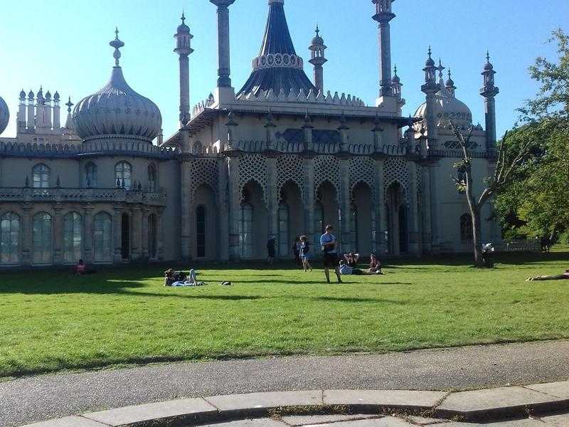 Looking for our Palace Wanted 3 bedroom houseflatmaisonette in BrightonHove please