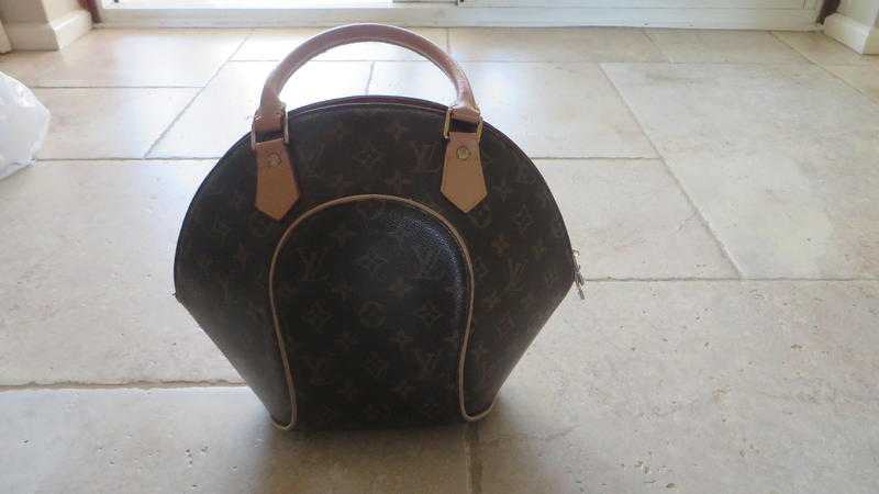 LOUIS VUITTON HANDBAG (copy)