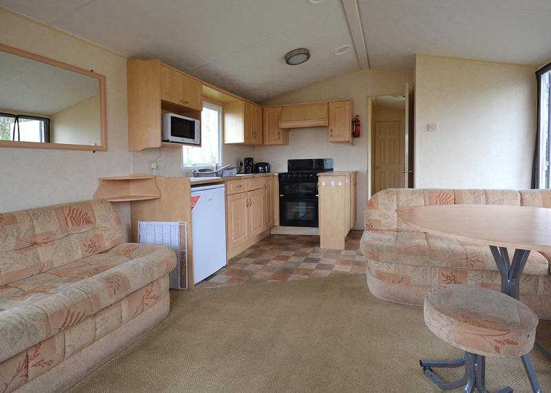 Lovely 2 bed static caravanALL 2016 site fees includeddog friendly12 month seasoneast coast