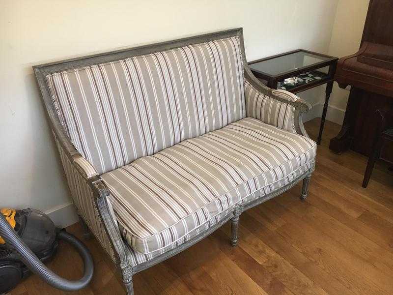 Lovely 2 seater chair