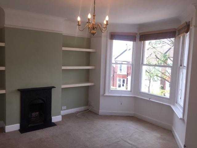 Lovely bright one bedroom flat in beautiful Chester Terrace