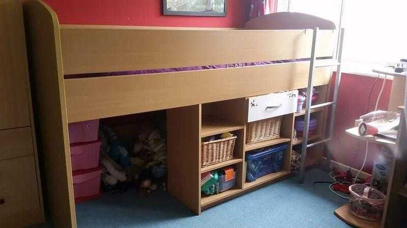 Lovely cabin bed