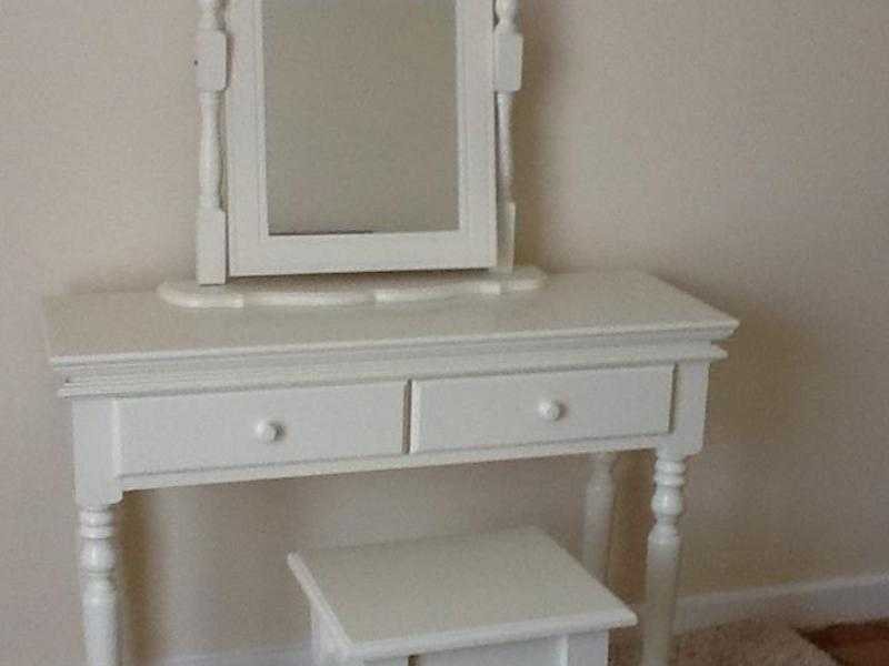 Lovely dressing table, mirror and stool