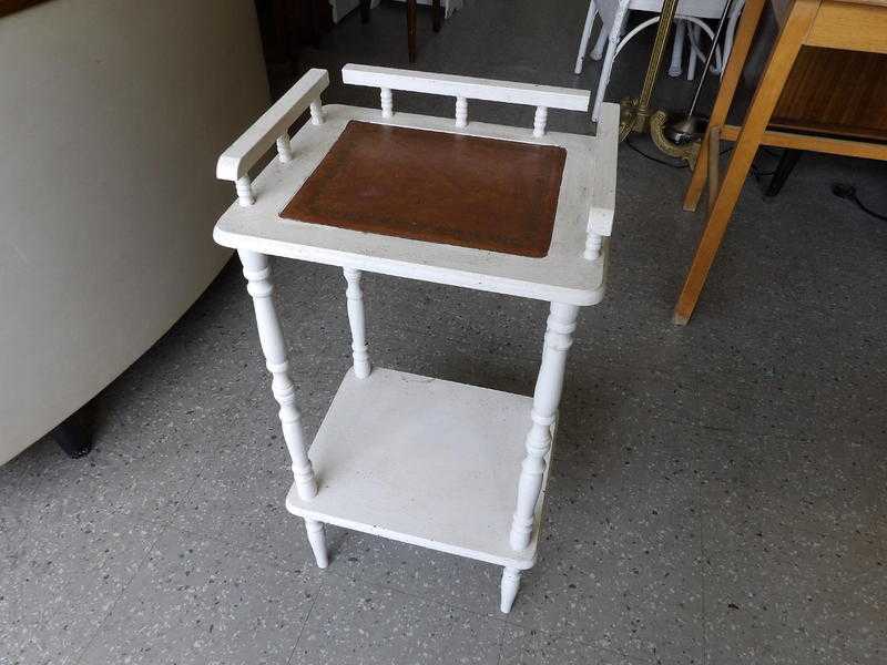 Lovely little side  Hall table with leather top