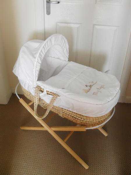 Lovely Moses Basket with Stand