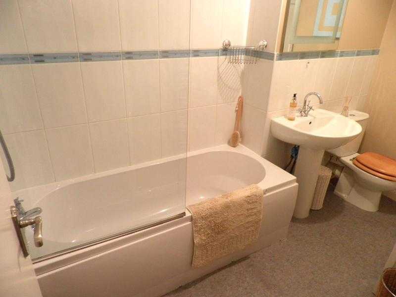 Lovely one bedroom apartment located close to West Worthing station