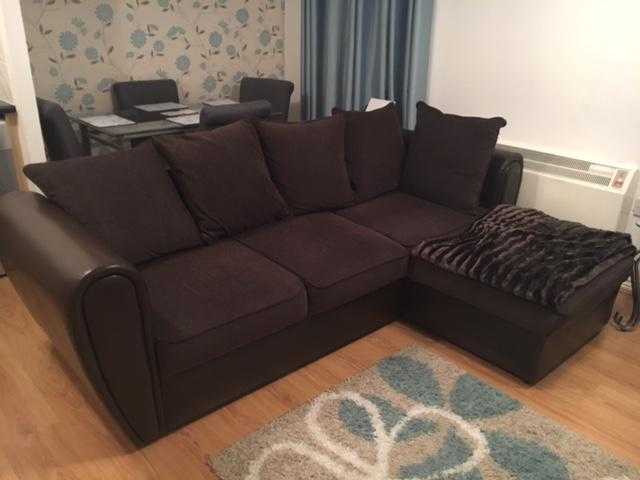 Lovely Quality Brown Chenille amp Faux Leather Corner Sofa