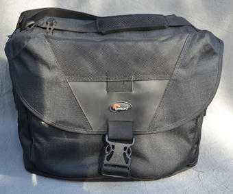 Lowe Stealth Reporter D300AW Camera Case