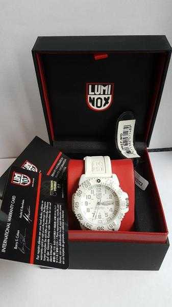 LUMINOX WRIST WATCH BRAND NEW 3057.WO