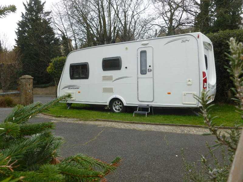 Lunar Quasar 524 caravan, 4 berth, 2010