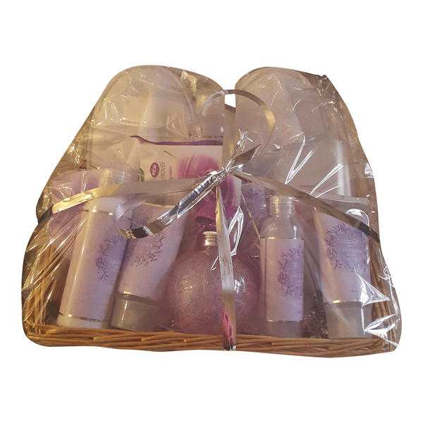 luxurious beauty gift basket