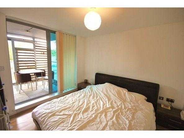 Luxury 3 bedroom apartment in Camden Town - Over looking Camden Lock