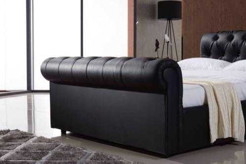 LUXURY CHESTERFIELD BED