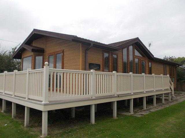 LUXURY YET AFFORDABLE LODGE AVAILABLE   LIMITED PITCHES