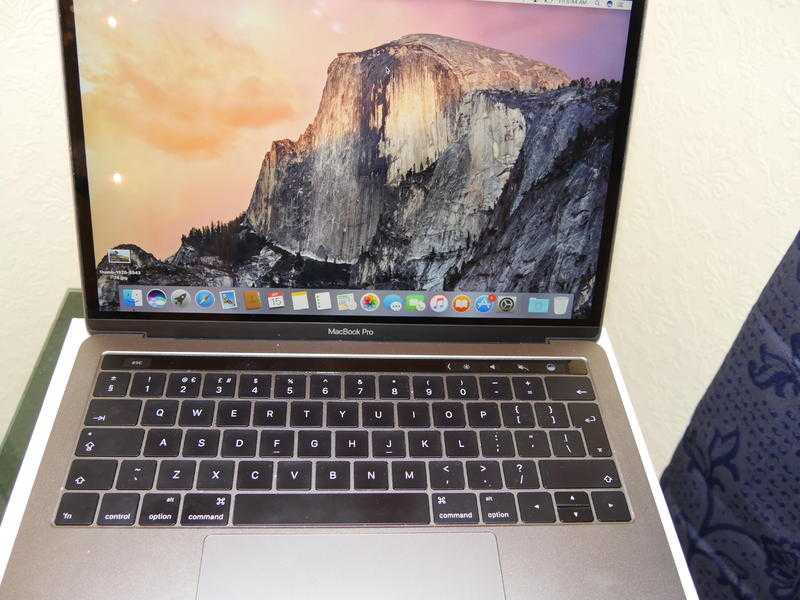 mac book pro 13quot 256gb with touch bar, space grey