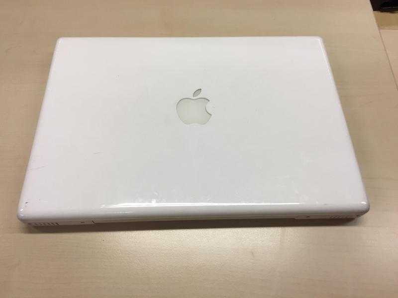 Macbook 1st Gen