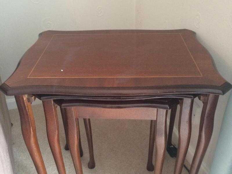 Mahogany best of tables