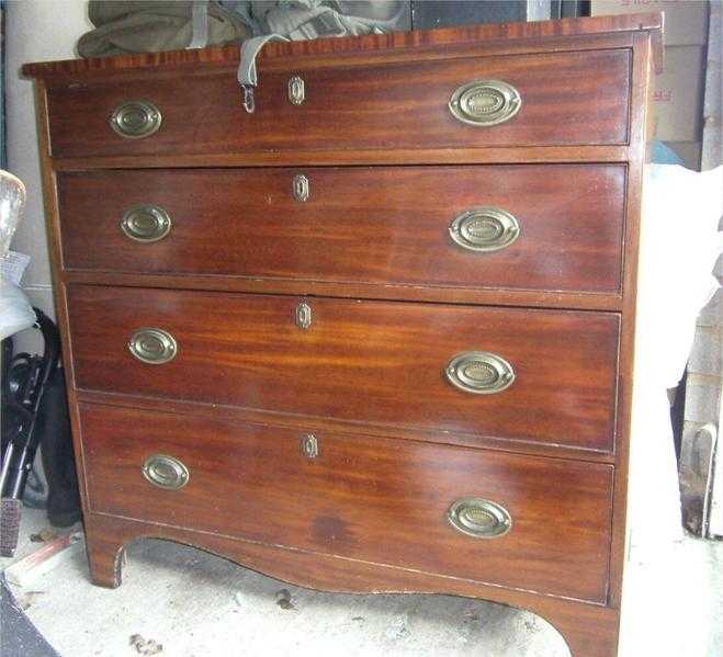 Mahogany Chest of Drawers