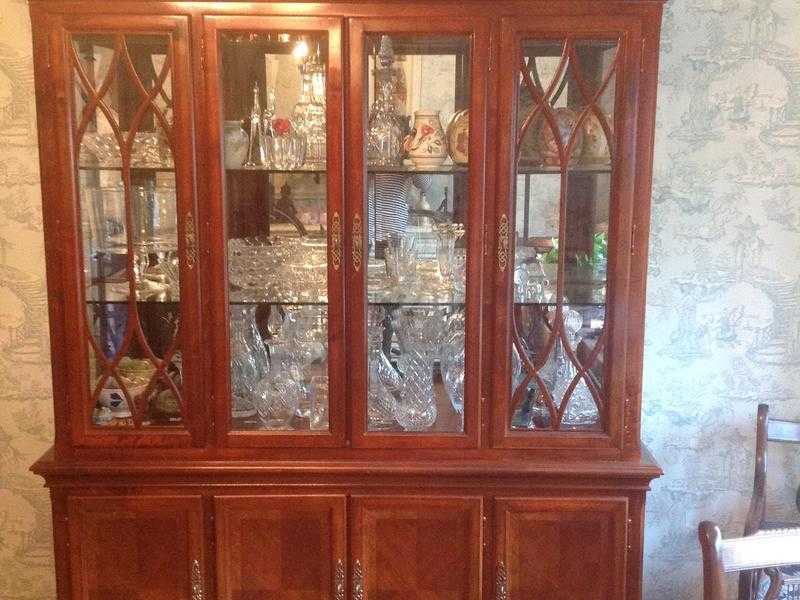 Mahogany display cabinetdresser