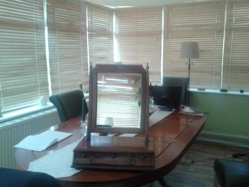 Mahogany dressing table mirror with three small draws